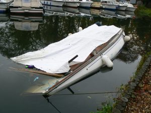 # 01172 Sunk Yacht